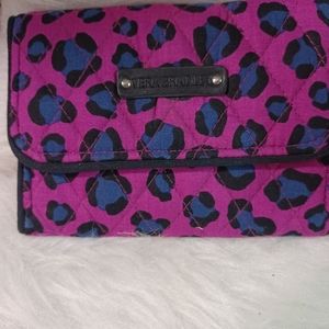 EURO WALLET IN LEOPARD SPOTS
